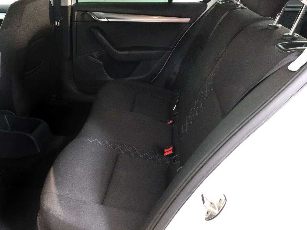 Шкода Октавия б/у, 2018, Механическая. Фото: #6