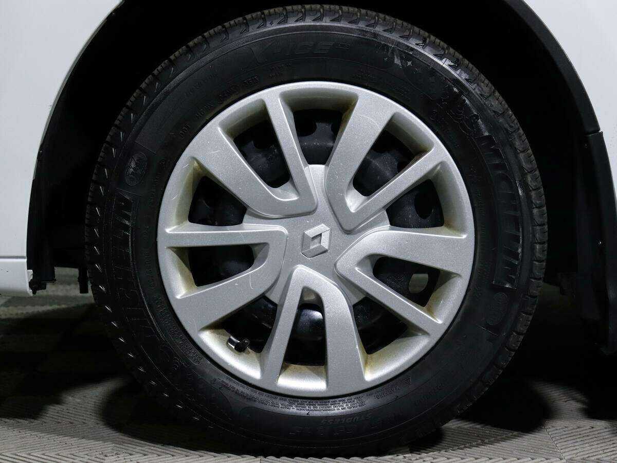 Рено Логан б/у, 2020, Механическая. Фото: #14