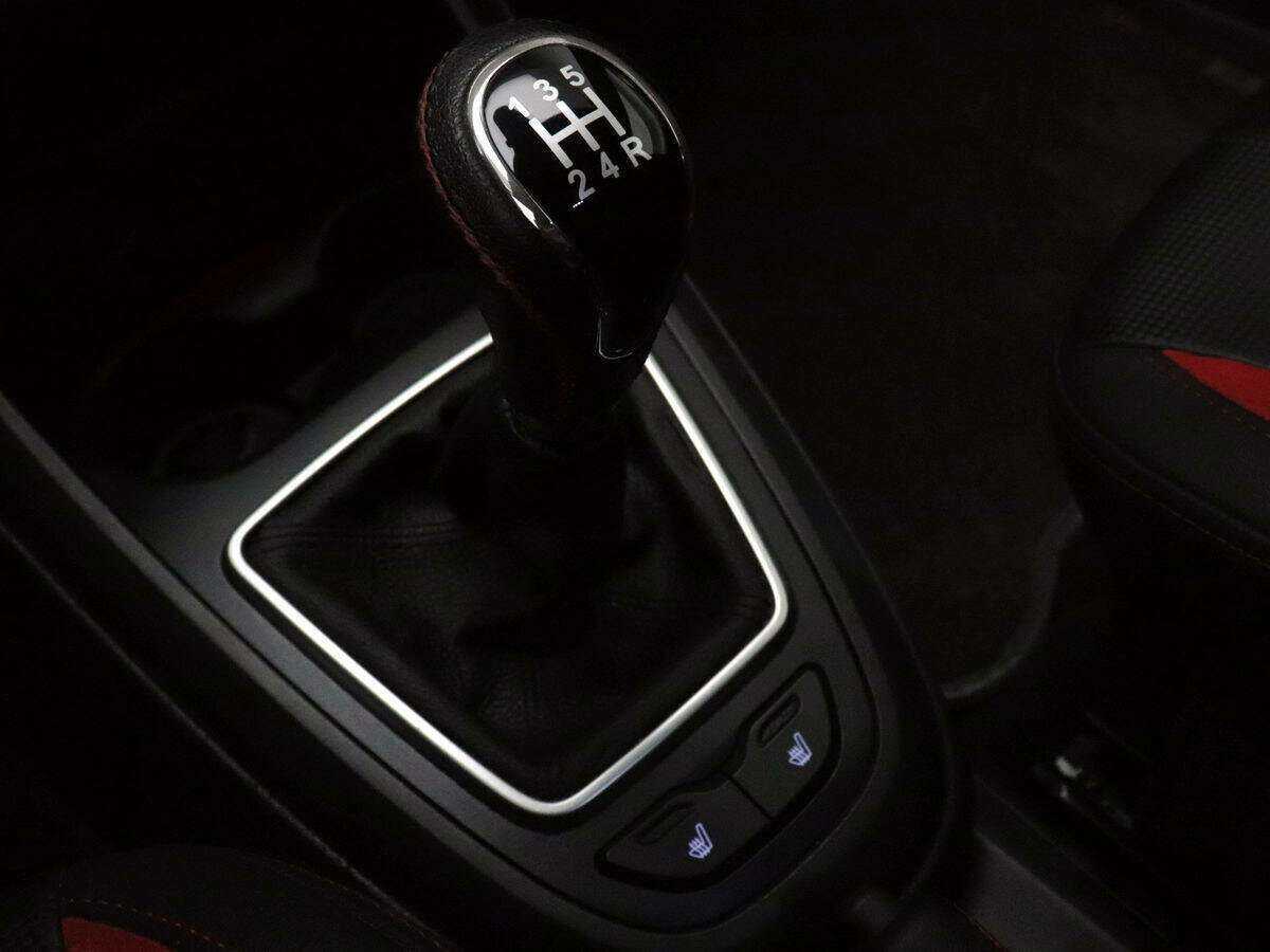 Лада (ВАЗ) Веста б/у, 2020, Механическая. Фото: #11