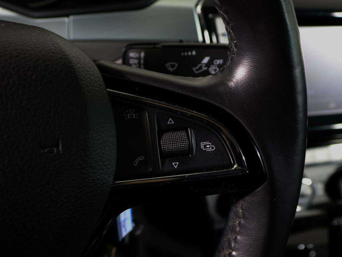 Шкода Суперб б/у, 2015, Роботизированная. Фото: #16