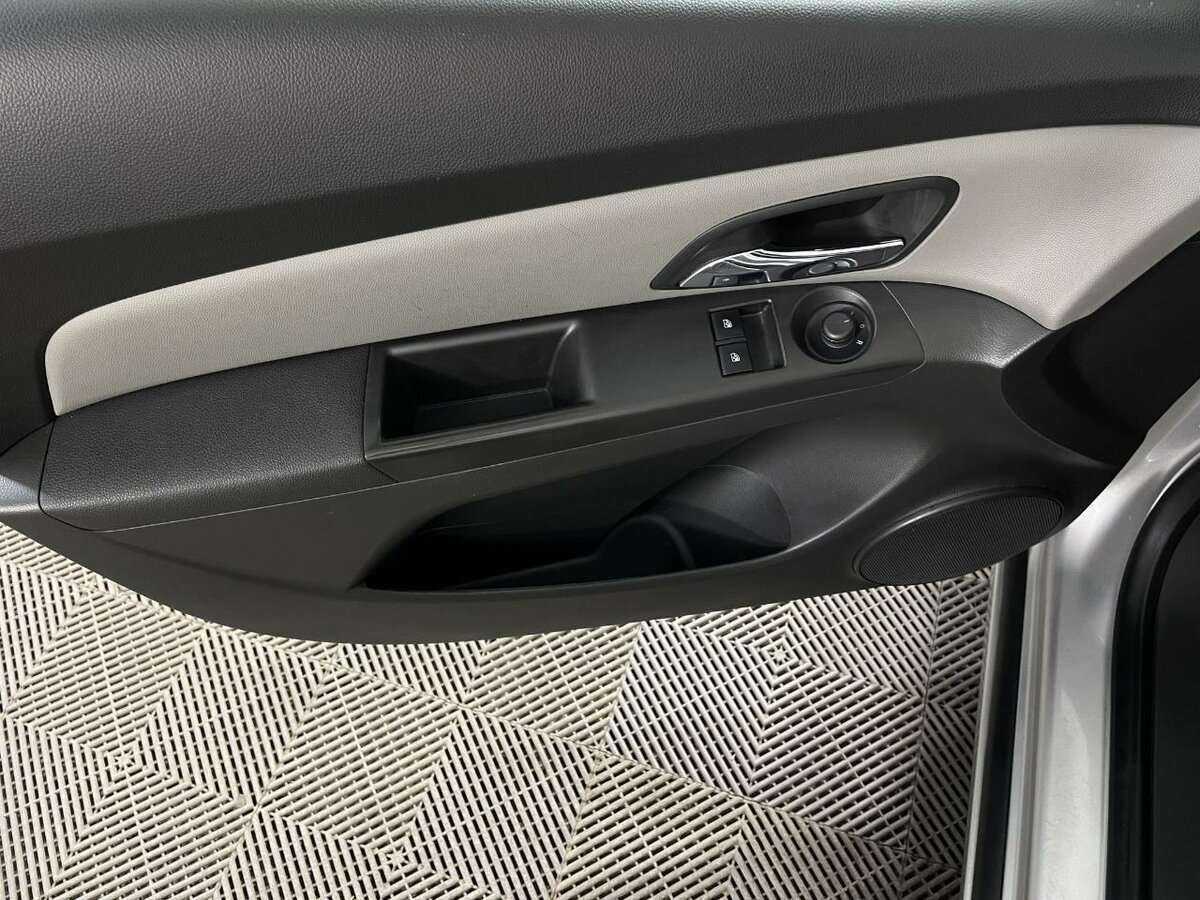 Шевроле Круз б/у, 2014, Механическая. Фото: #6