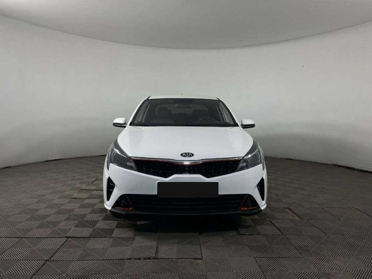 Киа Рио б/у, 2021, Автоматическая. Фото: #1
