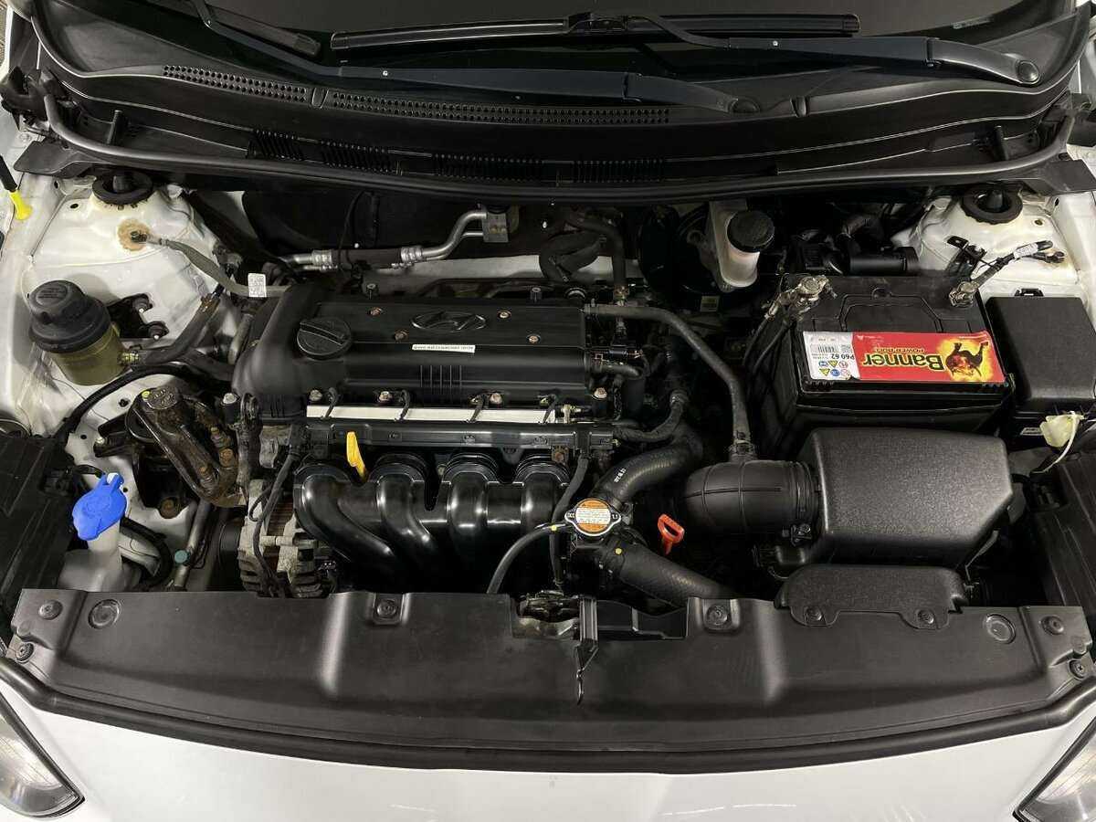 Хендай Солярис б/у, 2012, Автоматическая. Фото: #15