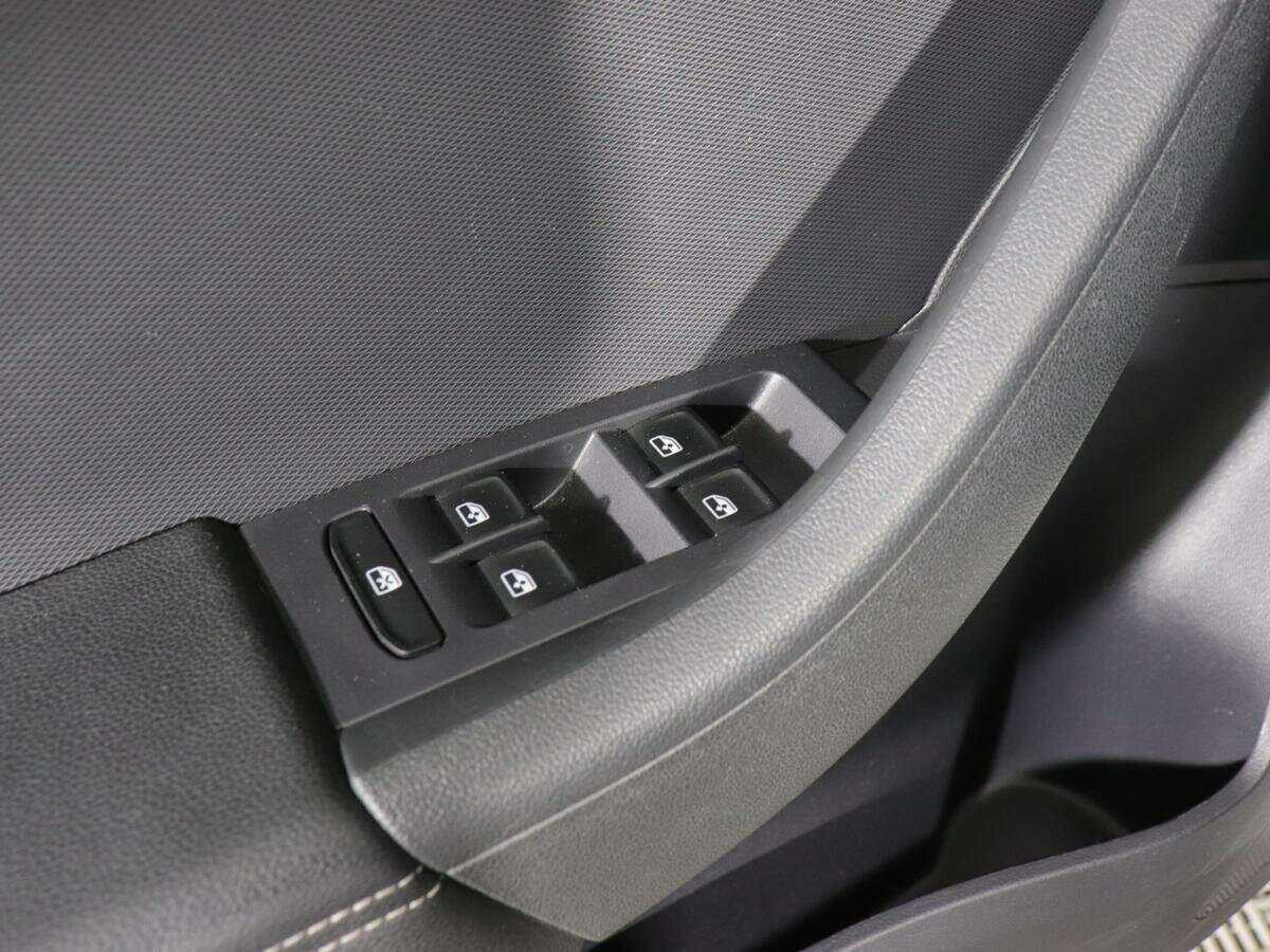 Шкода Рапид б/у, 2020, Роботизированная. Фото: #11