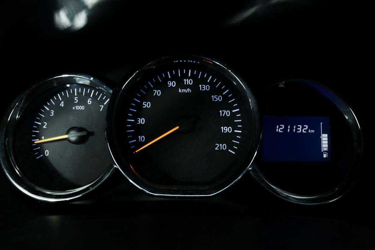 Рено Логан б/у, 2016, Механическая. Фото: #9