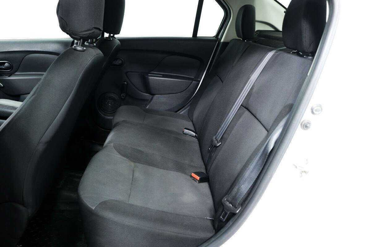 Рено Логан б/у, 2016, Механическая. Фото: #11