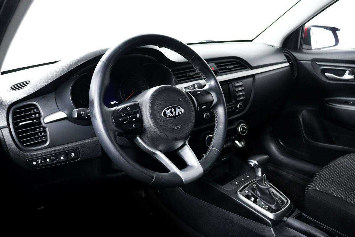 Киа Рио б/у, 2018, Автоматическая. Фото: #12