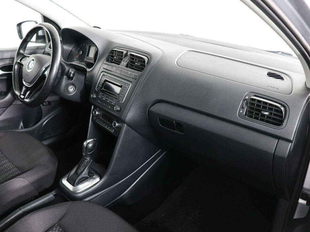 Фольксваген Поло б/у, 2016, Автоматическая. Фото: #9