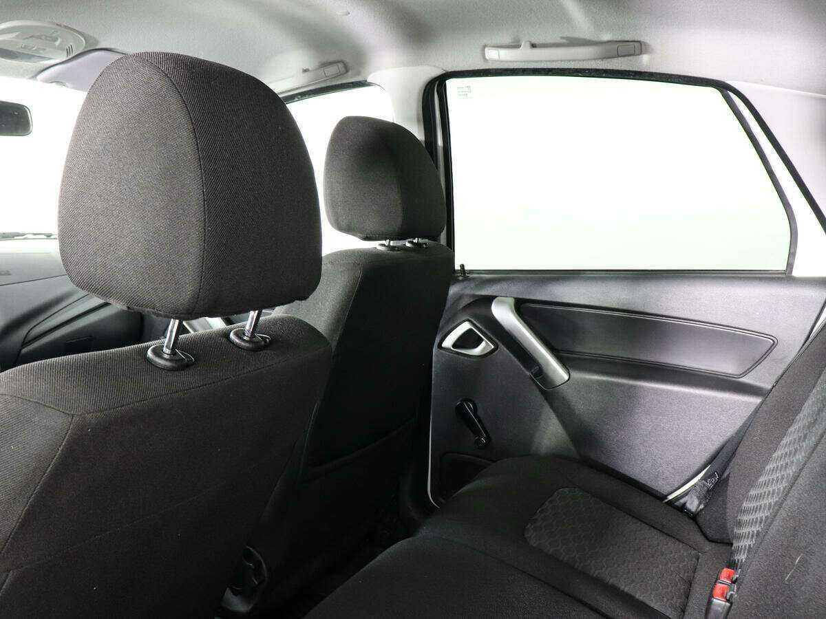 Лада (ВАЗ) Гранта б/у, 2020, Механическая. Фото: #11