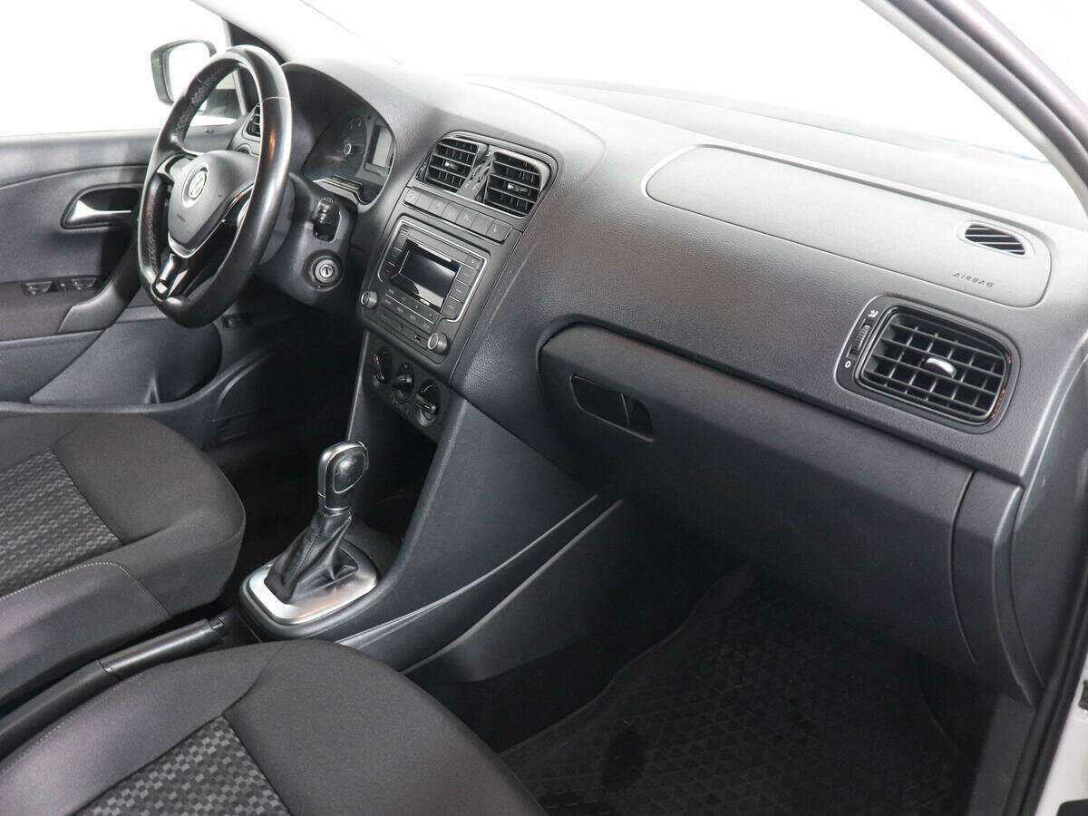 Фольксваген Поло б/у, 2018, Автоматическая. Фото: #9