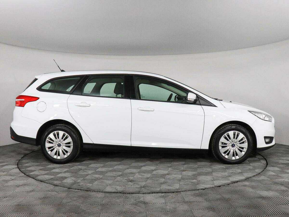 Форд Фокус б/у, 2018, Роботизированная. Фото: #3