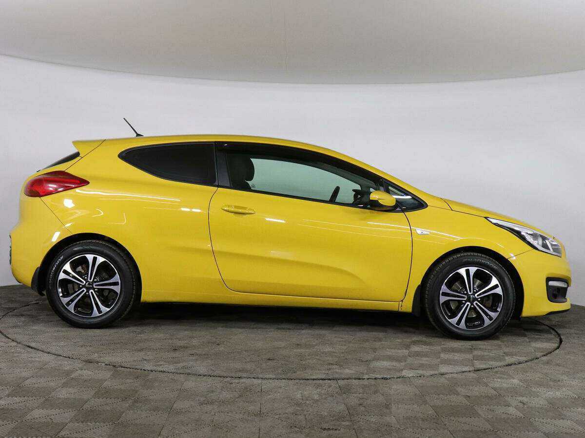 Киа Сид б/у, 2016, Автоматическая. Фото: #3