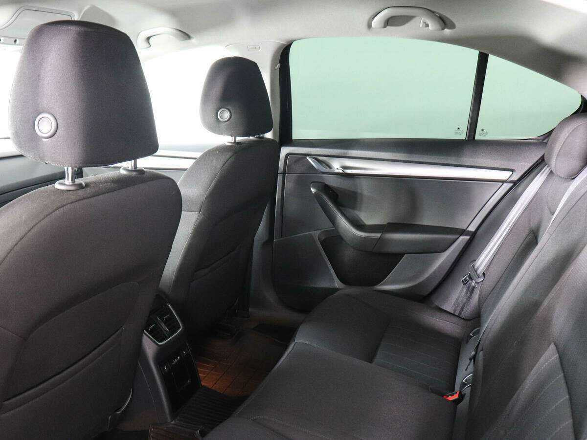 Шкода Октавия б/у, 2018, Роботизированная. Фото: #10