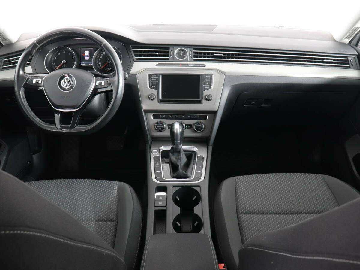 Фольксваген Пассат б/у, 2016, Роботизированная. Фото: #10