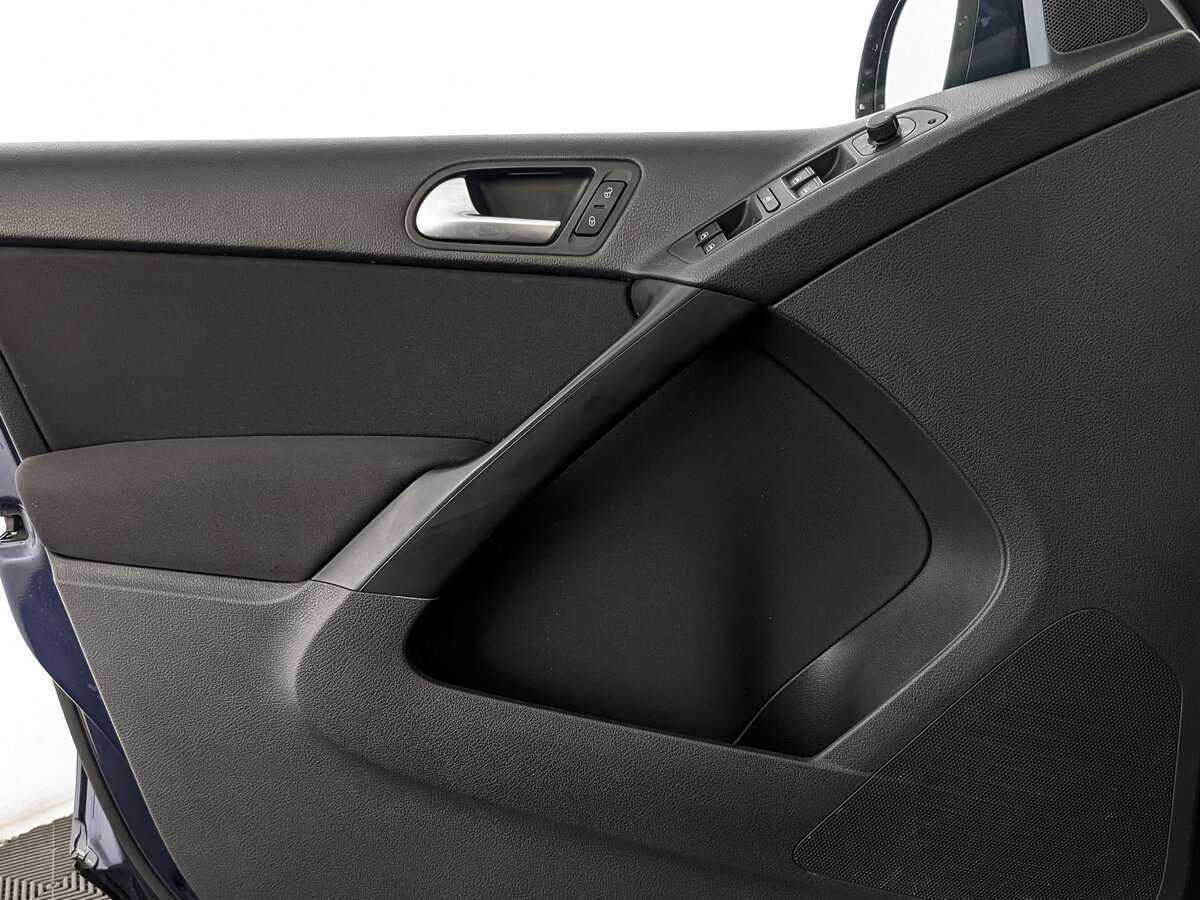 Фольксваген Тигуан б/у, 2015, Роботизированная. Фото: #14