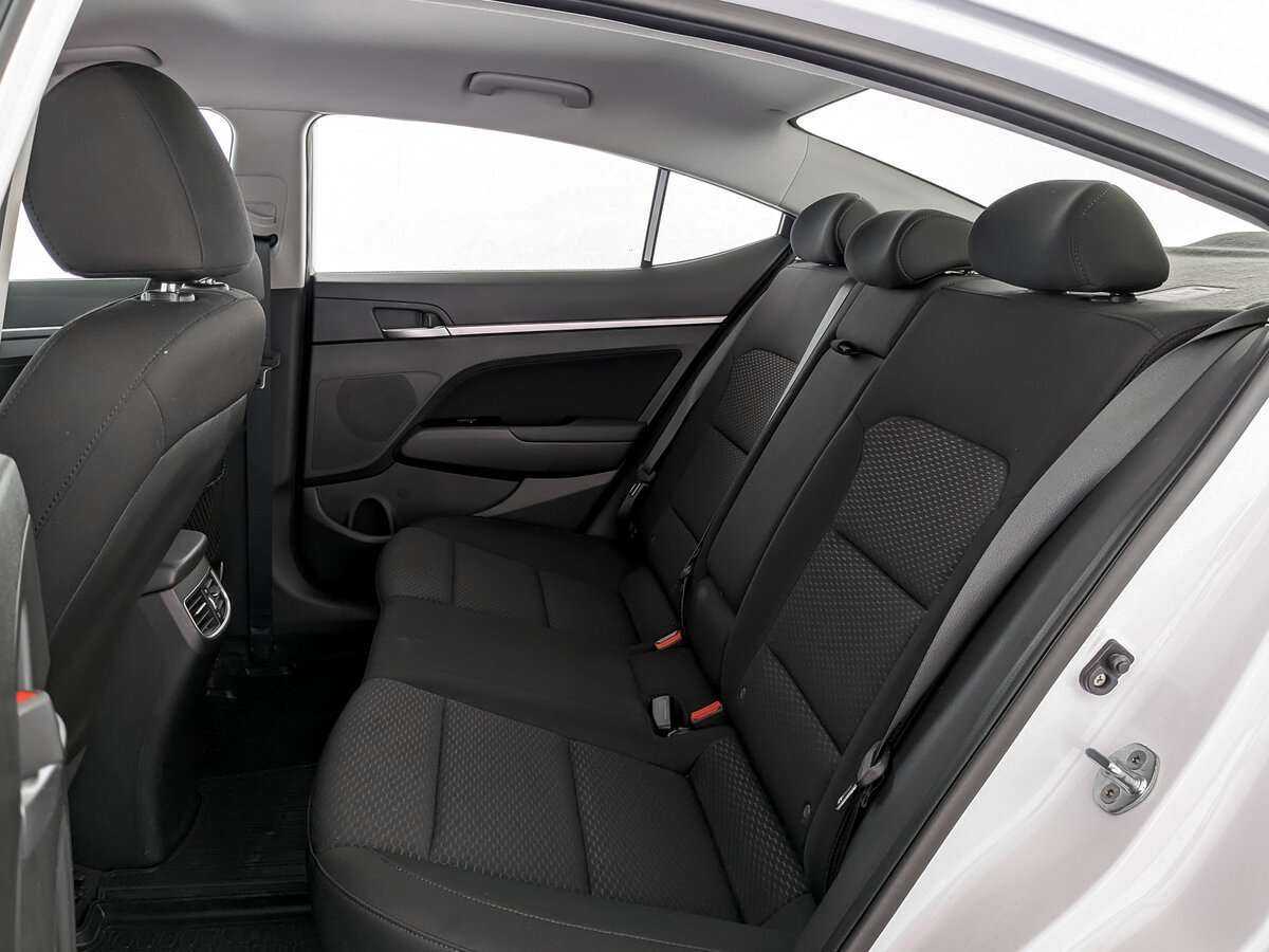 Хендай Елантра б/у, 2020, Автоматическая. Фото: #9