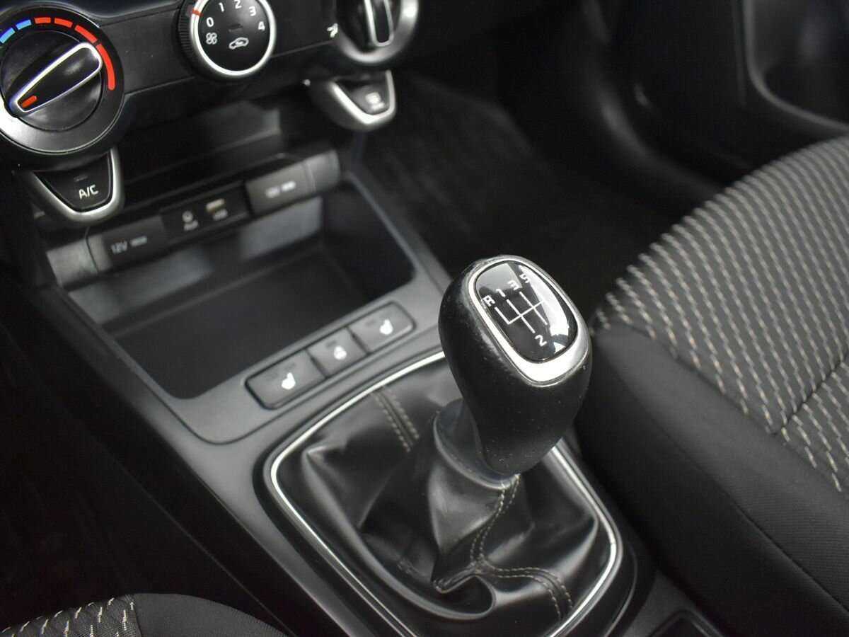 Киа Рио б/у, 2019, Механическая. Фото: #11