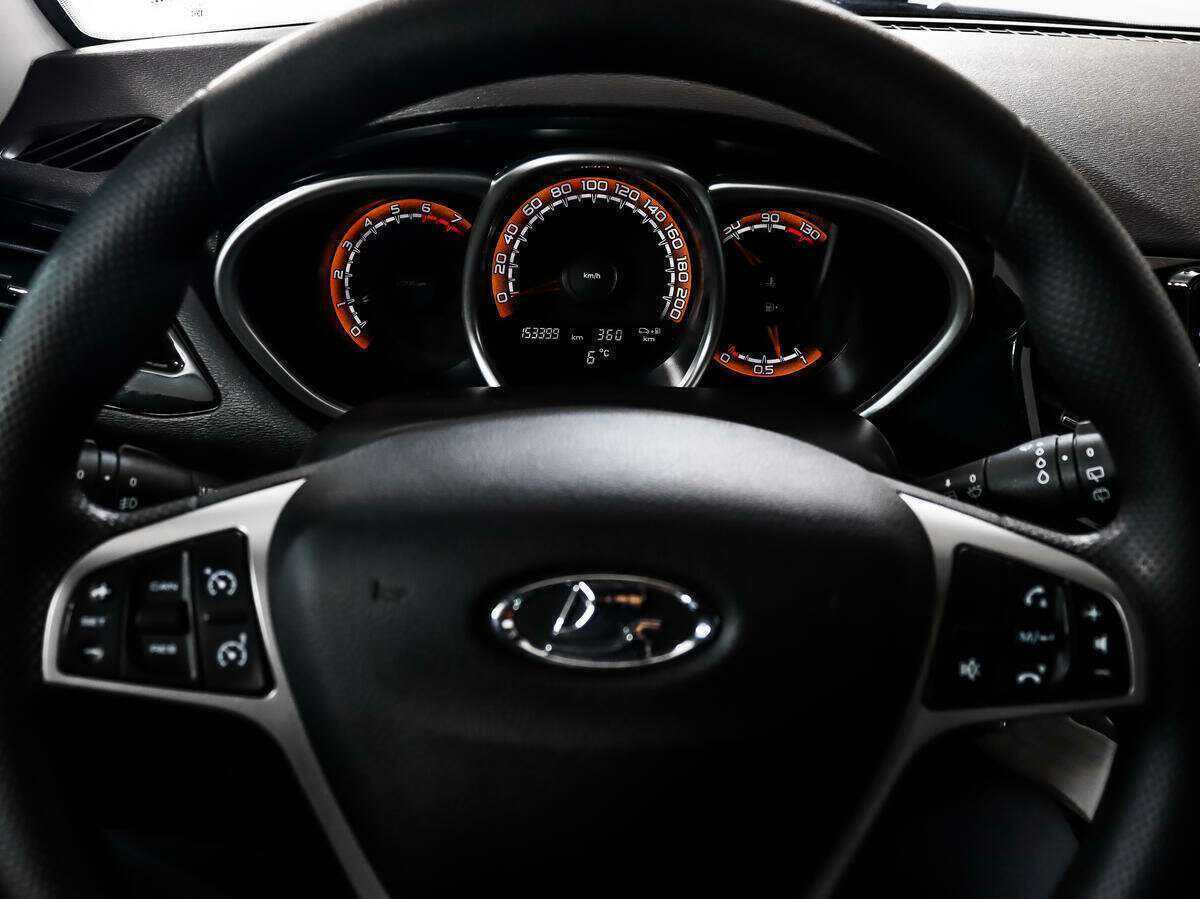 Лада (ВАЗ) Веста б/у, 2020, Механическая. Фото: #12