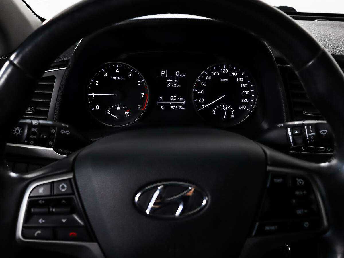 Хендай Елантра б/у, 2017, Автоматическая. Фото: #15