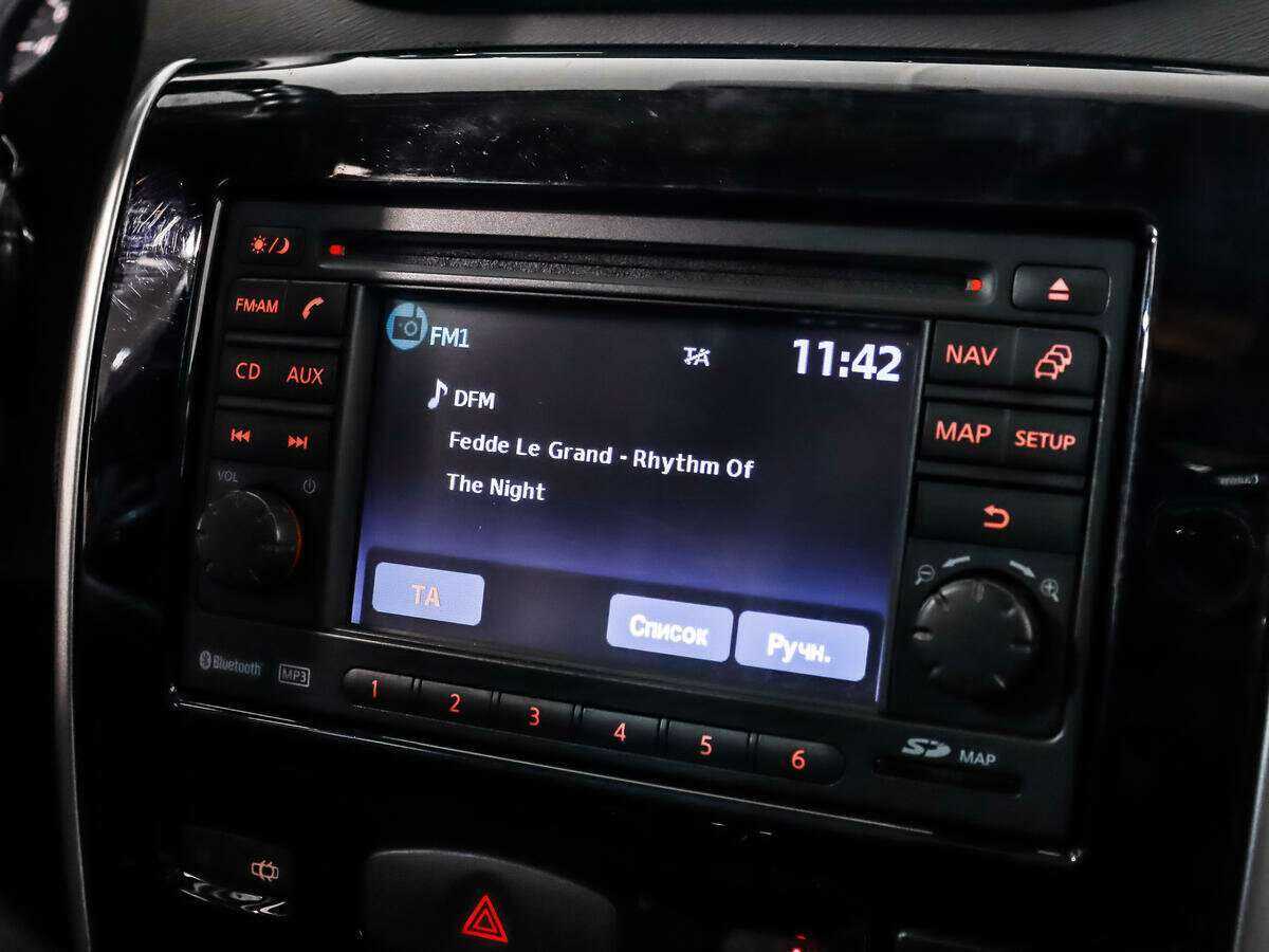 Ниссан Террано б/у, 2015, Механическая. Фото: #11