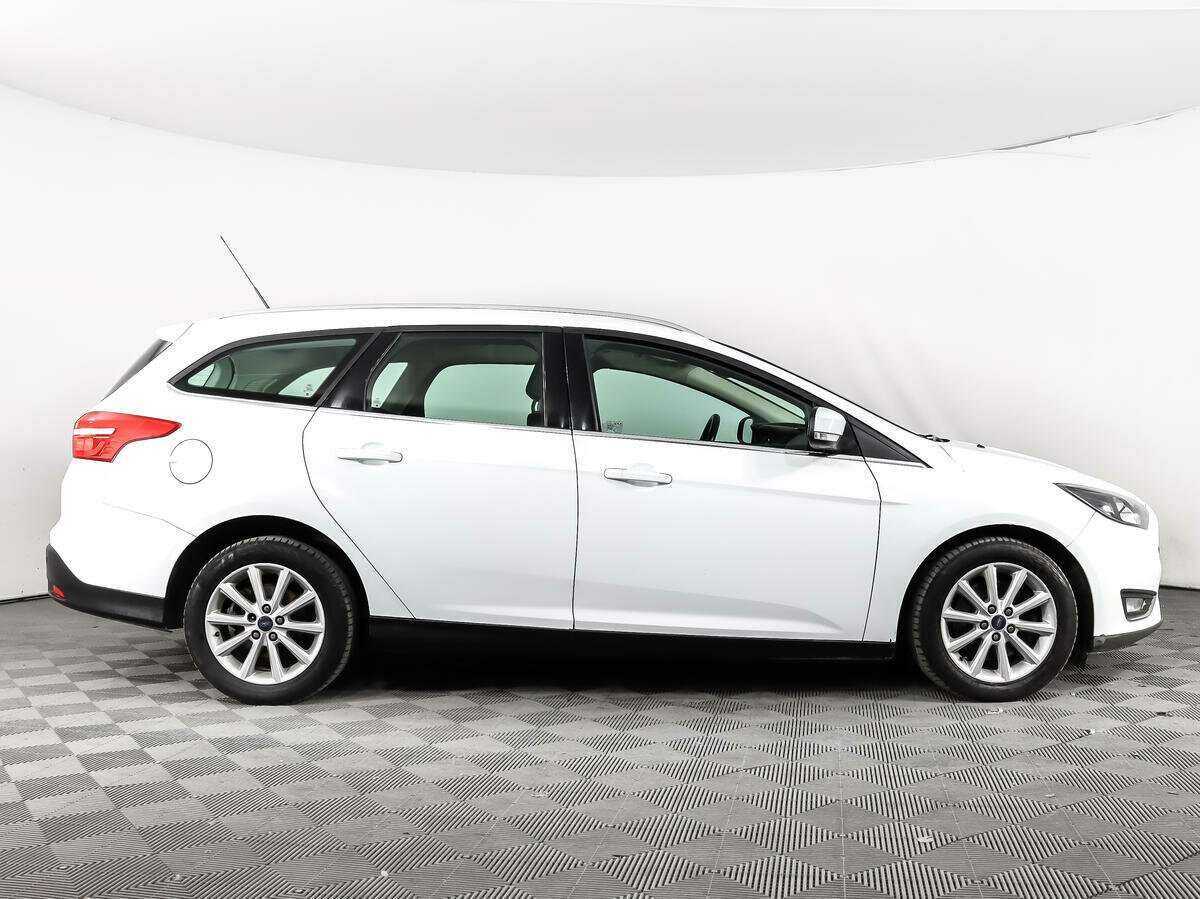 Форд Фокус б/у, 2016, Автоматическая. Фото: #3