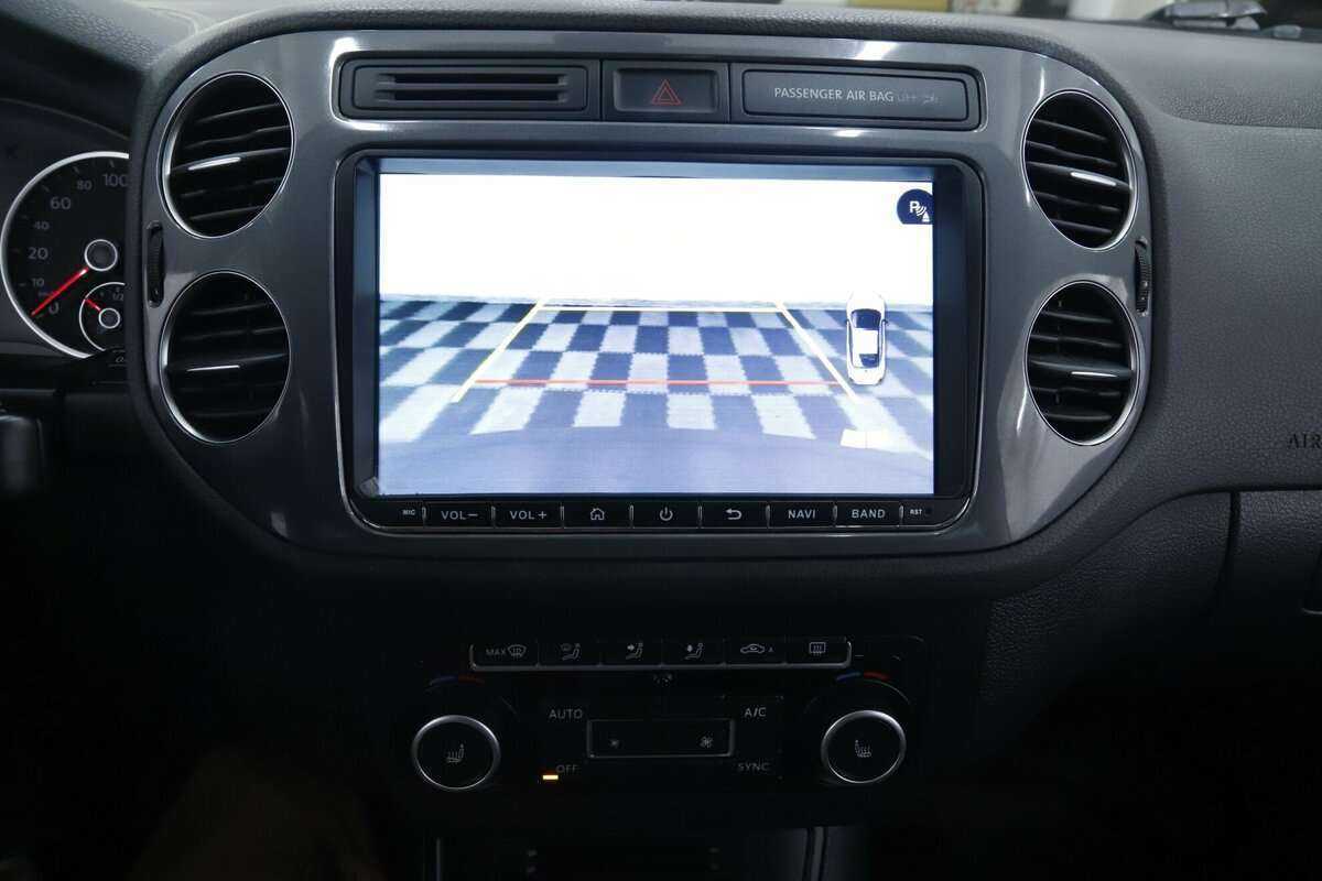 Фольксваген Тигуан б/у, 2015, Автоматическая. Фото: #12