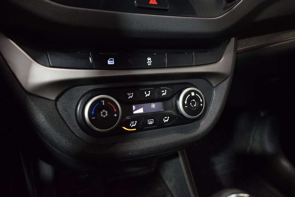 Лада (ВАЗ) Веста б/у, 2016, Роботизированная. Фото: #15