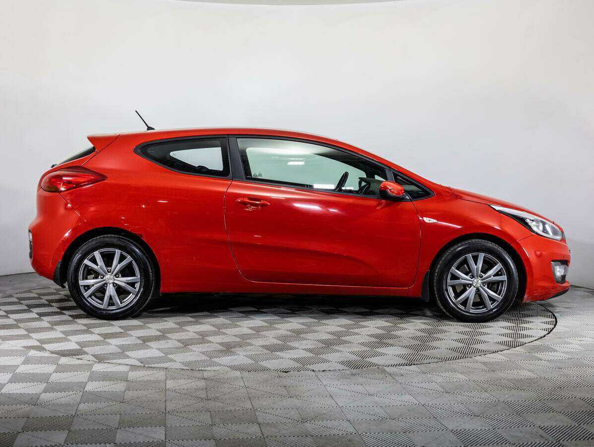 Киа Сид б/у, 2014, Автоматическая. Фото: #3