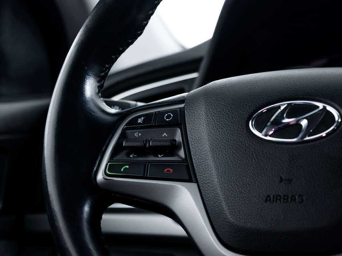 Хендай Елантра б/у, 2017, Автоматическая. Фото: #12