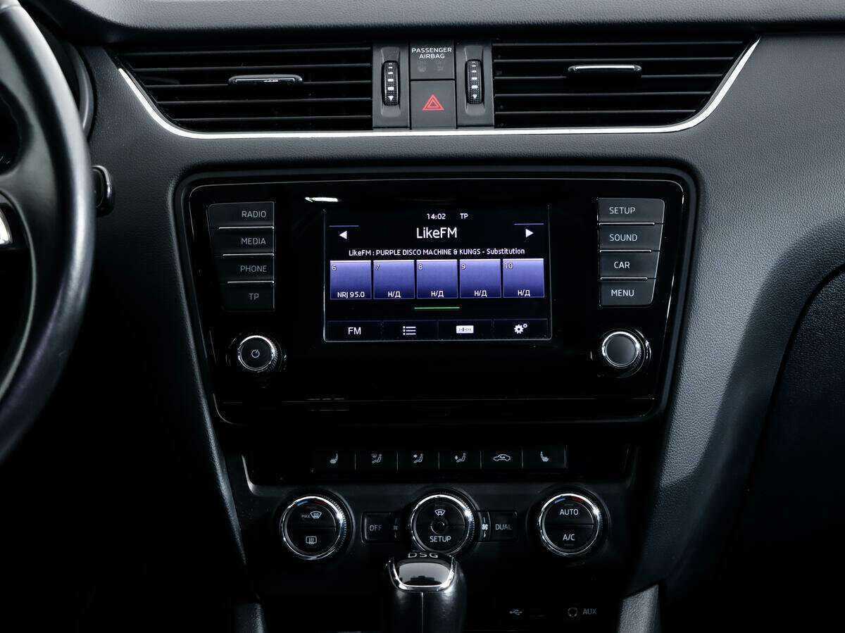 Шкода Октавия б/у, 2015, Роботизированная. Фото: #15