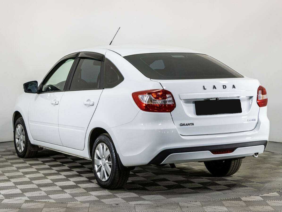 Лада (ВАЗ) Гранта б/у, 2022, Механическая. Фото: #6