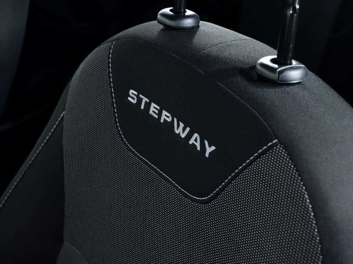 Рено Логан б/у, 2020, Вариатор. Фото: #13