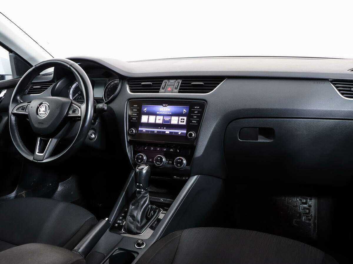 Шкода Октавия б/у, 2017, Роботизированная. Фото: #6