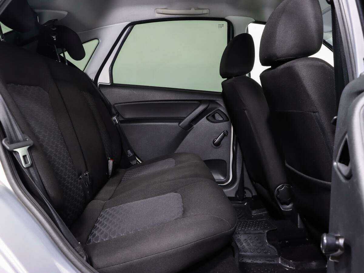 Лада (ВАЗ) Гранта б/у, 2020, Механическая. Фото: #11