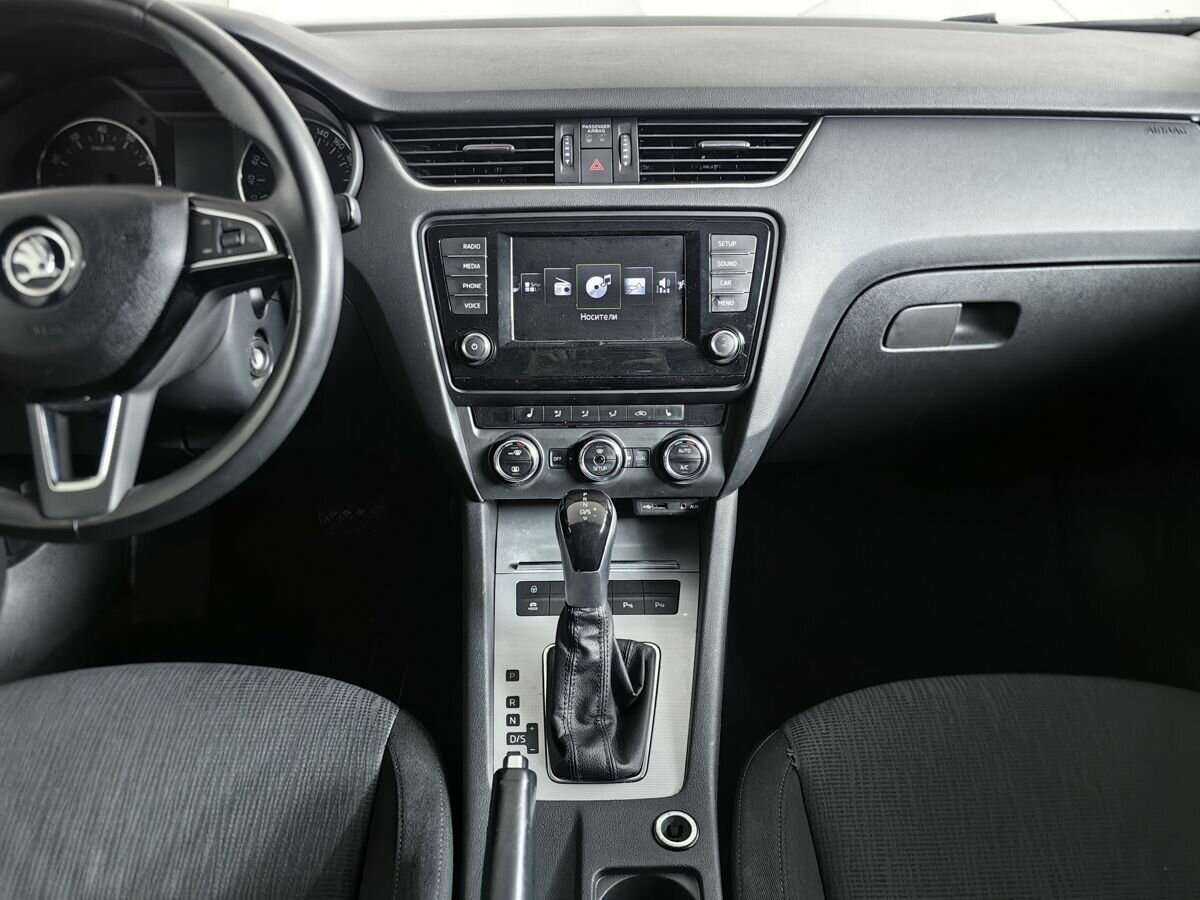 Шкода Октавия б/у, 2014, Роботизированная. Фото: #10