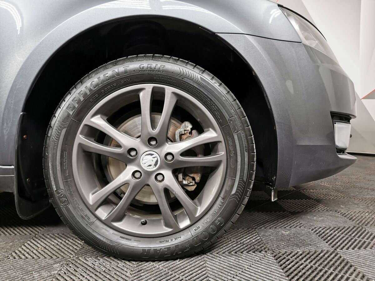 Шкода Октавия б/у, 2013, Роботизированная. Фото: #8