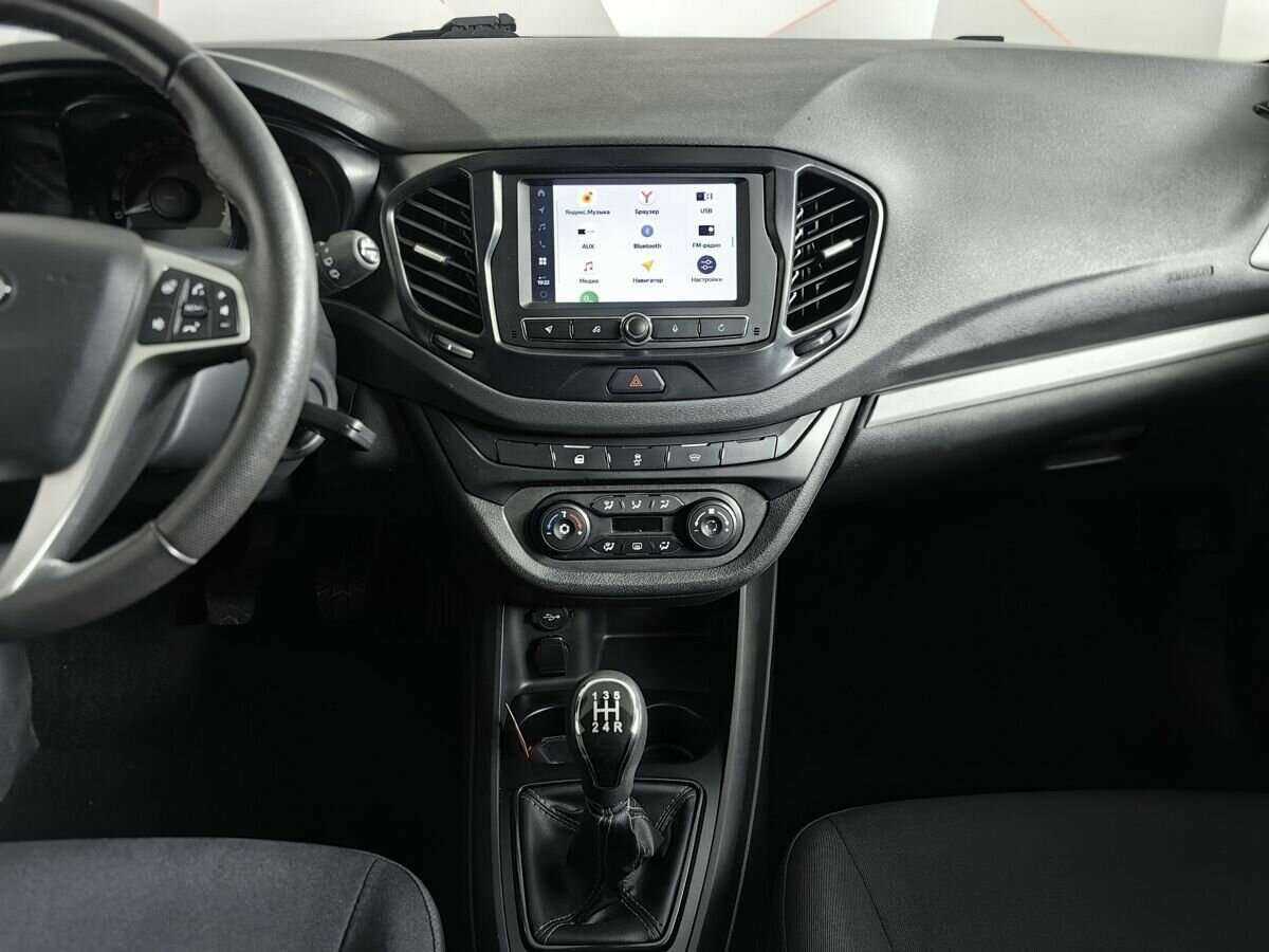 Лада (ВАЗ) Веста б/у, 2021, Механическая. Фото: #10