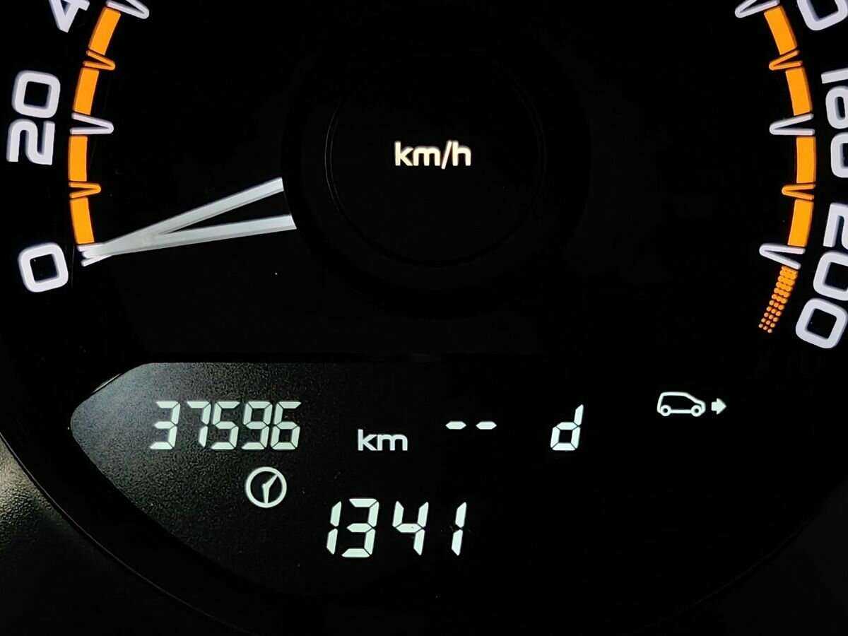 Лада (ВАЗ) Веста б/у, 2021, Механическая. Фото: #15