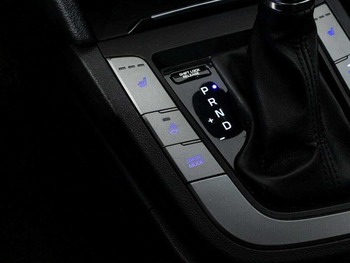 Хендай Елантра б/у, 2017, Автоматическая. Фото: #16