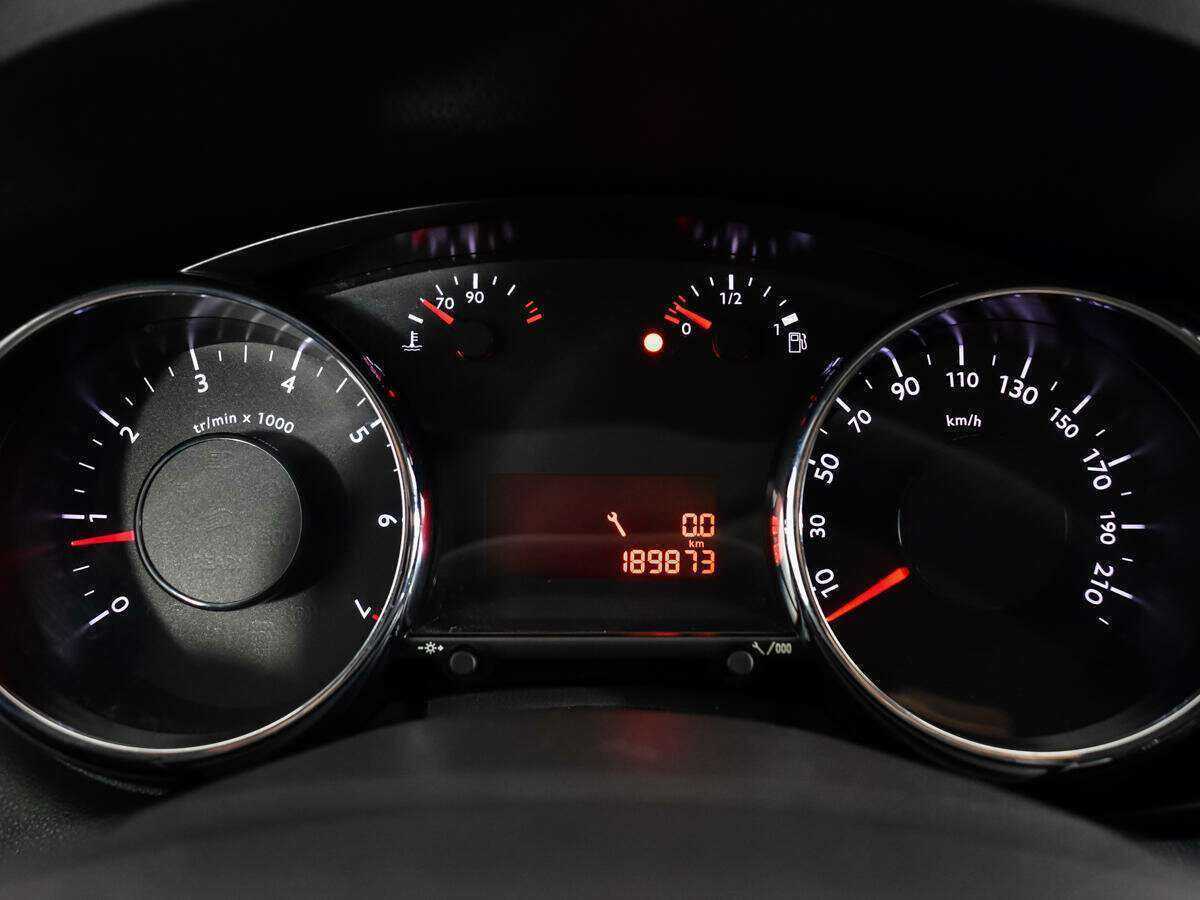 Пежо 3008 б/у, 2012, Механическая. Фото: #10