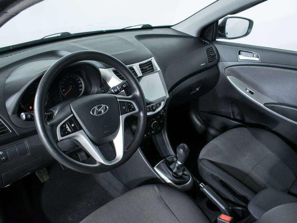 Хендай Солярис б/у, 2012, Механическая. Фото: #12