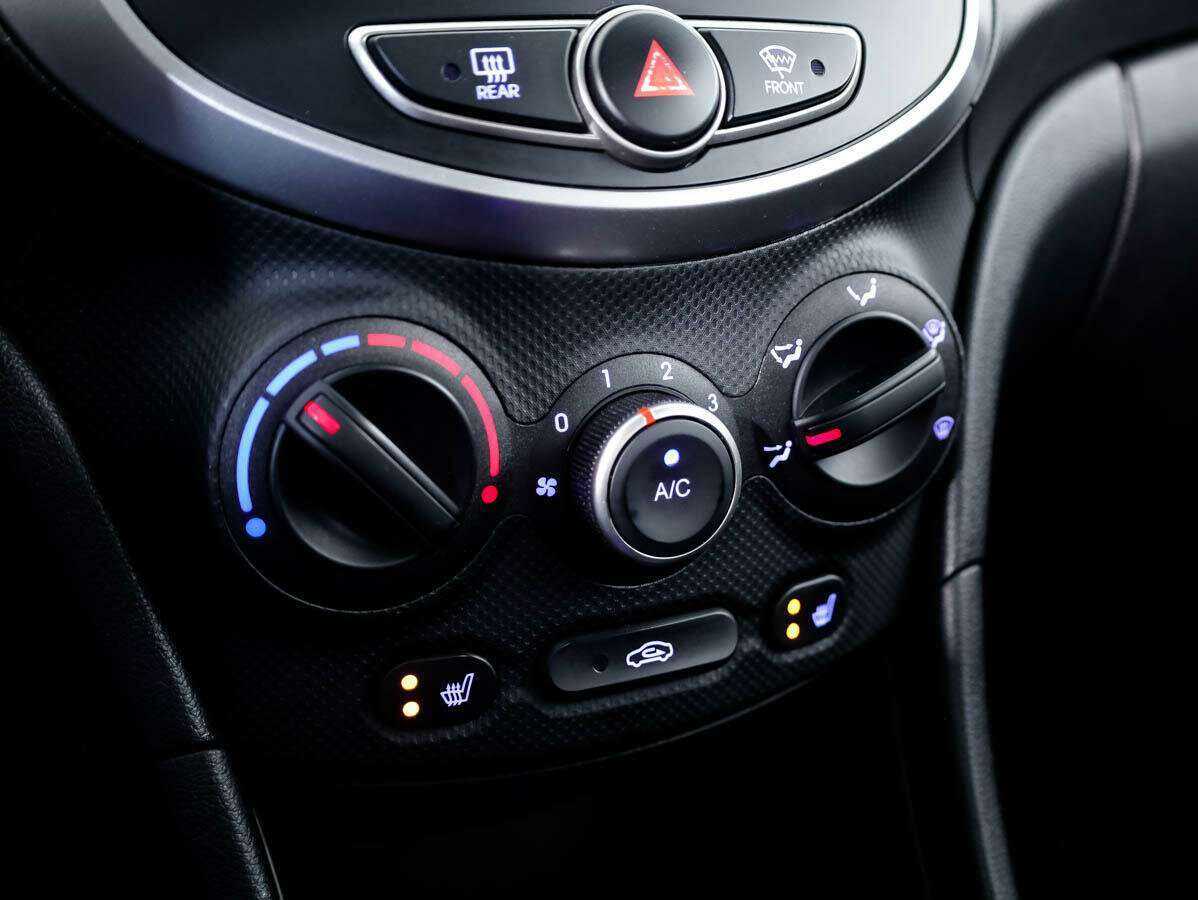 Хендай Солярис б/у, 2015, Автоматическая. Фото: #15