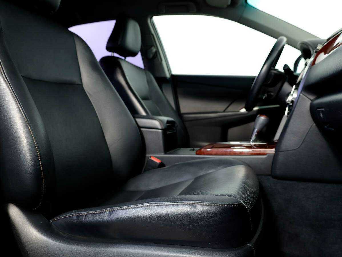 Тойота Камри б/у, 2013, Автоматическая. Фото: #11