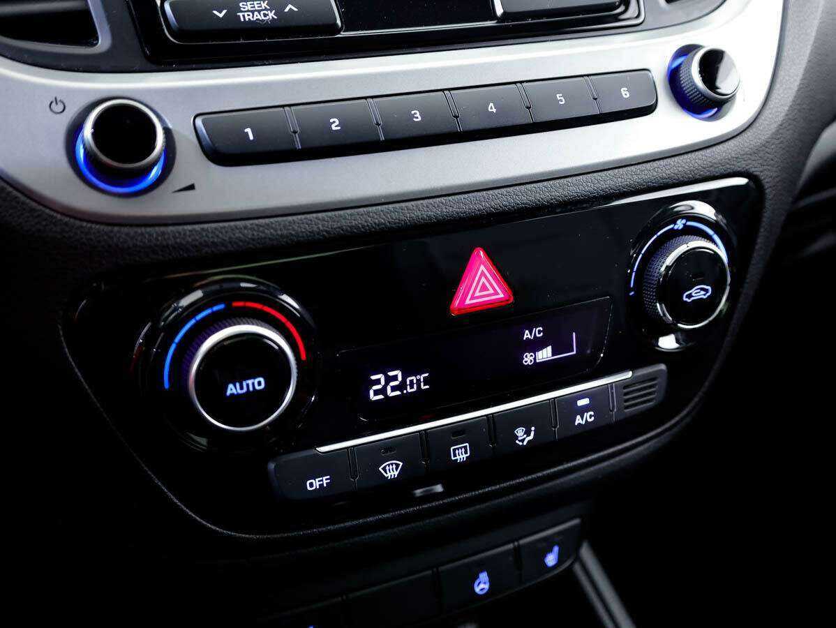 Хендай Солярис б/у, 2017, Автоматическая. Фото: #15