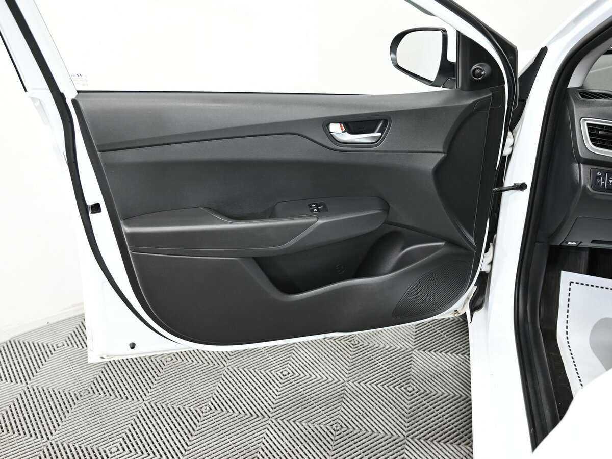 Хендай Солярис б/у, 2020, Автоматическая. Фото: #4