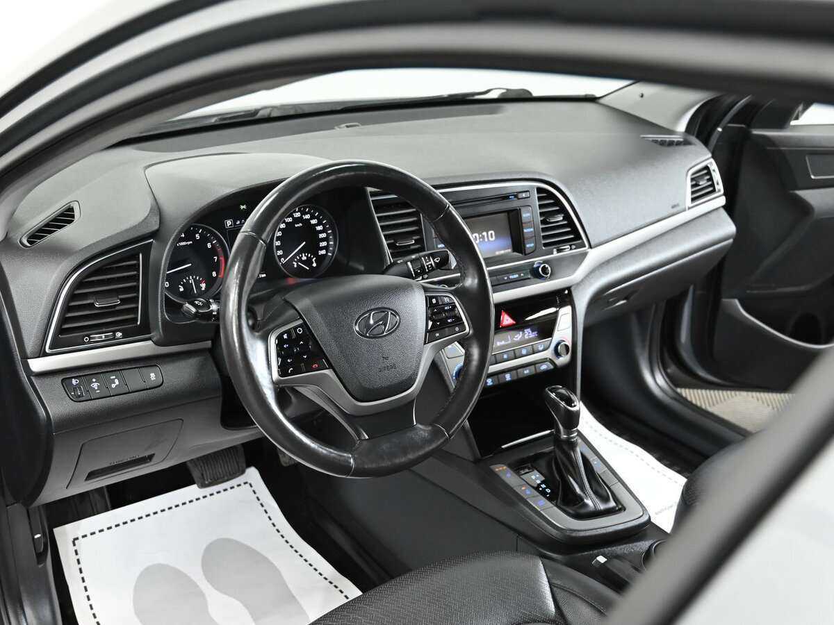 Хендай Елантра б/у, 2018, Автоматическая. Фото: #7