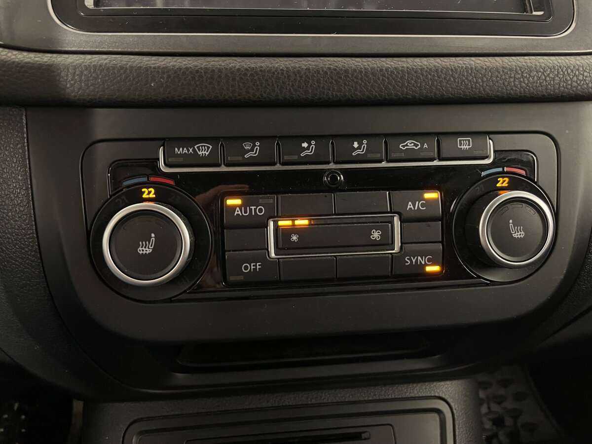 Фольксваген Тигуан б/у, 2013, Автоматическая. Фото: #13