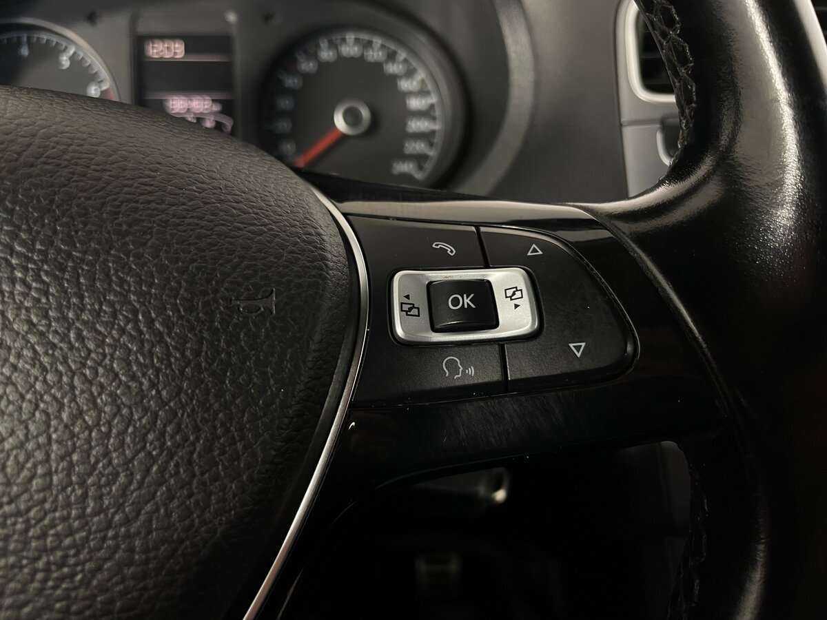 Фольксваген Поло б/у, 2016, Автоматическая. Фото: #12