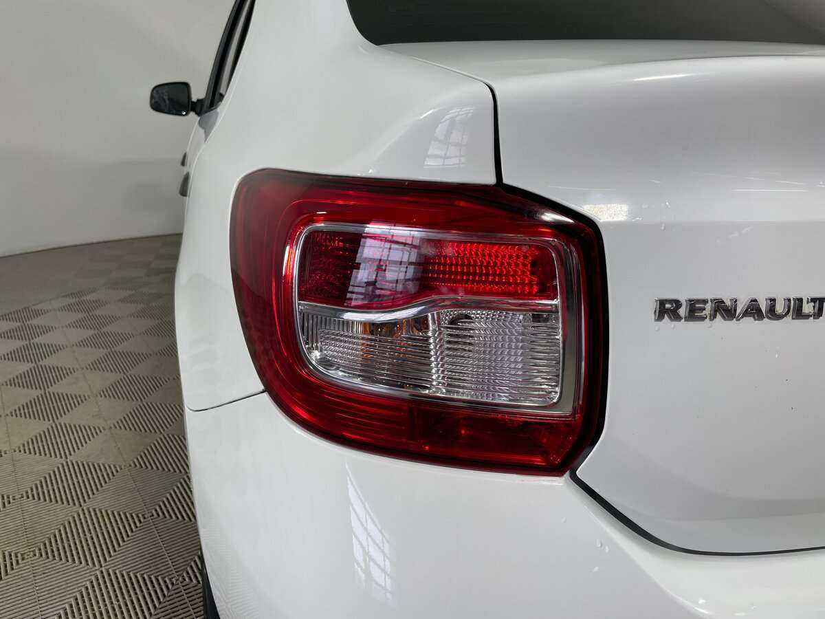Рено Логан б/у, 2014, Механическая. Фото: #7
