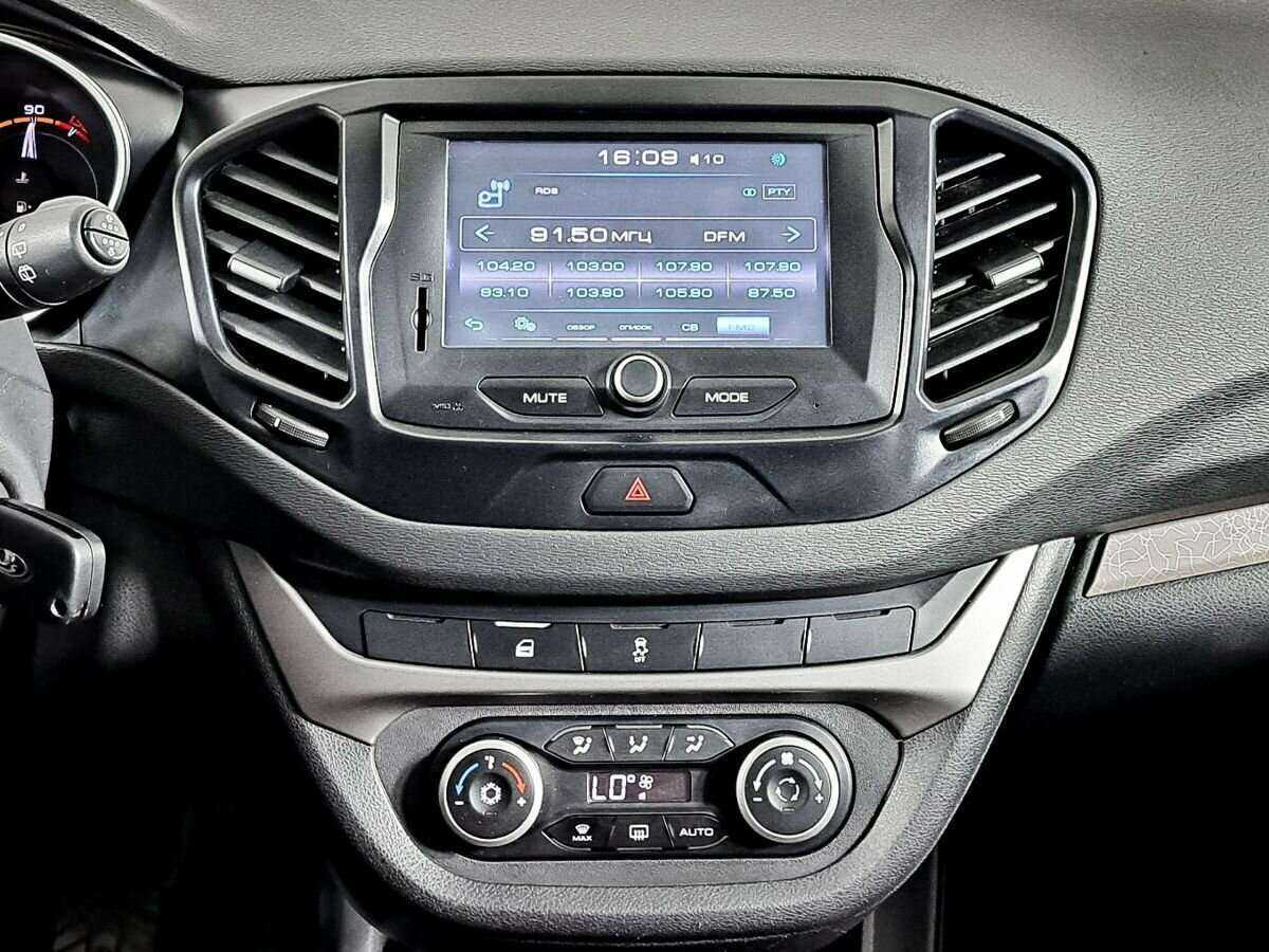 Лада (ВАЗ) Веста б/у, 2018, Механическая. Фото: #12